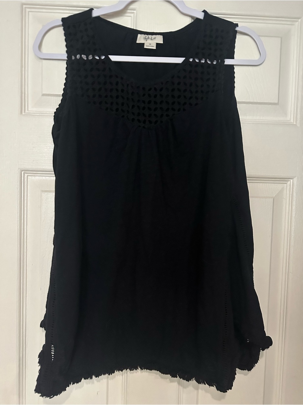 Style & Co. Black Sleeveless Crochet Yoke Tunic Top